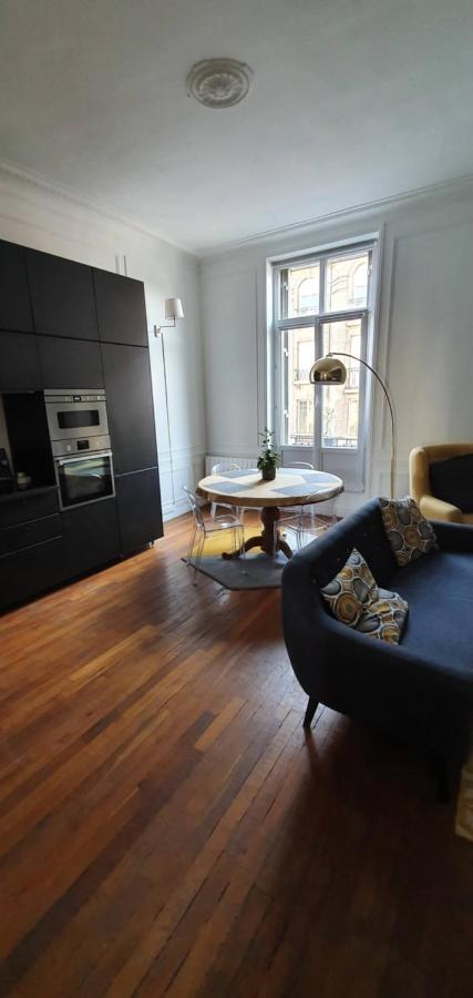 L'Ecu : Un Haussmannien Accueillant! Apartment Reims Exterior photo